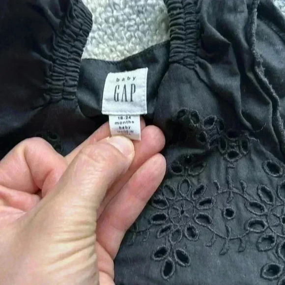 Baby Gap 18-24 Month Dresses - Picture 2 of 3